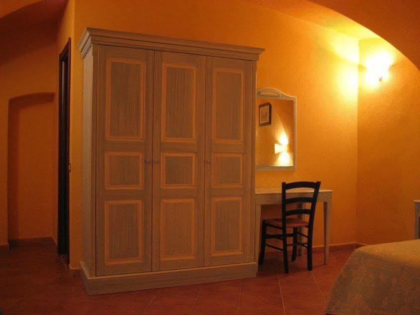 בוסה Sa Balza Guest House מראה חיצוני תמונה