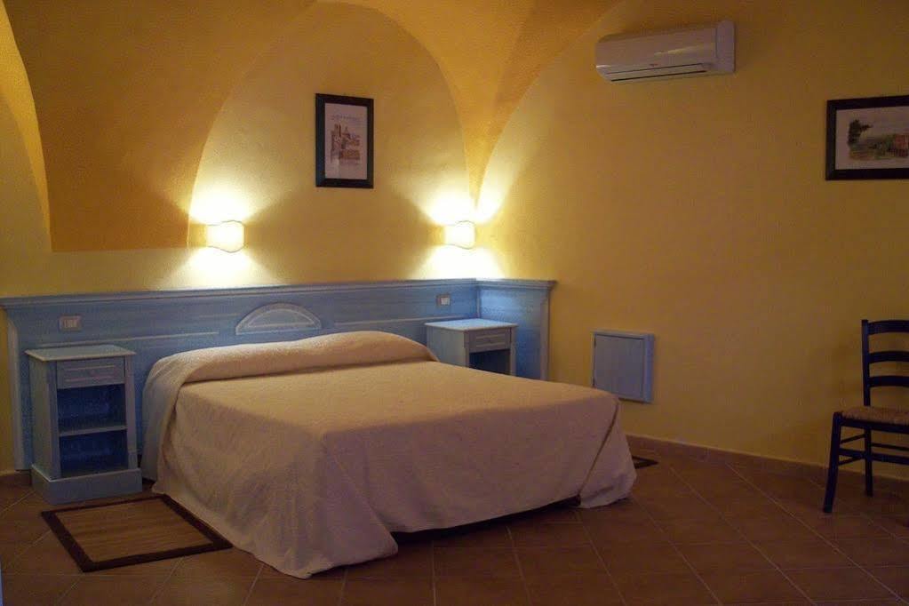 בוסה Sa Balza Guest House מראה חיצוני תמונה