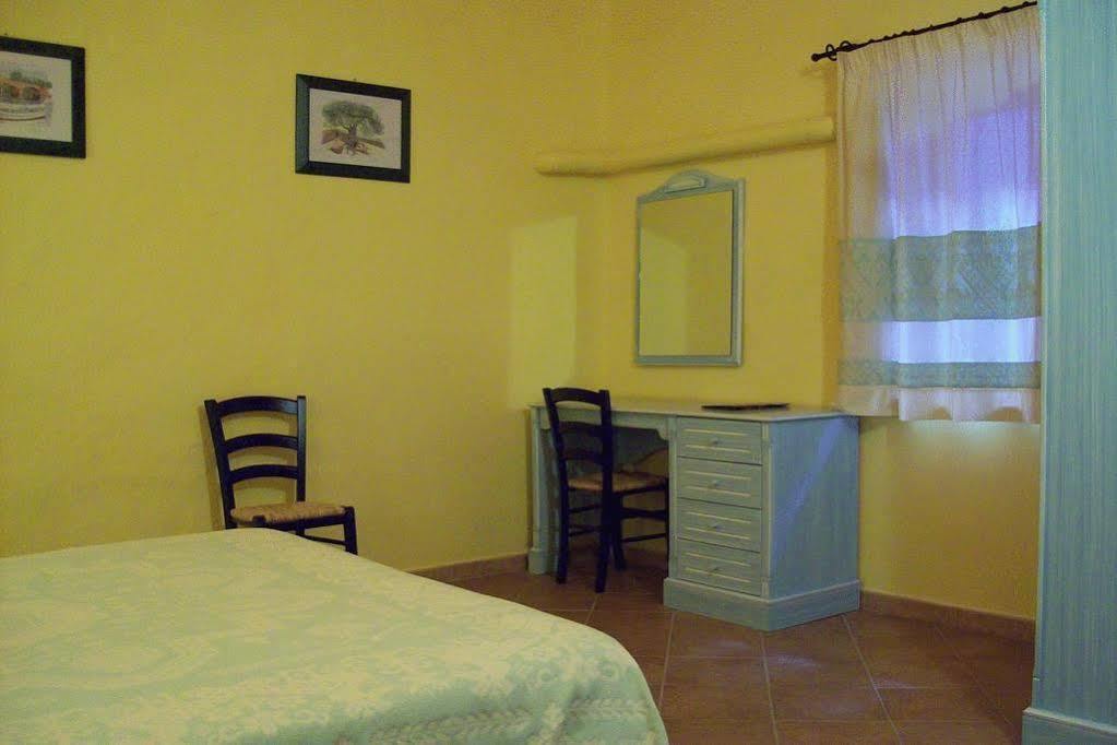 בוסה Sa Balza Guest House מראה חיצוני תמונה