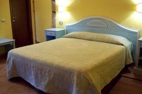 בוסה Sa Balza Guest House מראה חיצוני תמונה